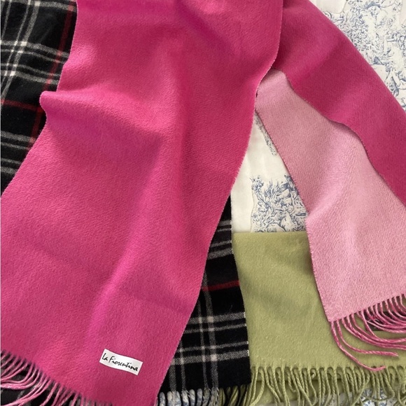 Cashmere Lot Nordstrom & Shawl/Wrap, With Fringe 4X - Picture 9 of 10